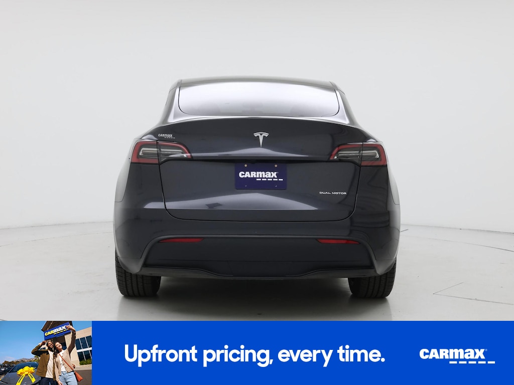 TESLA MODEL Y LONG RANGE - 7