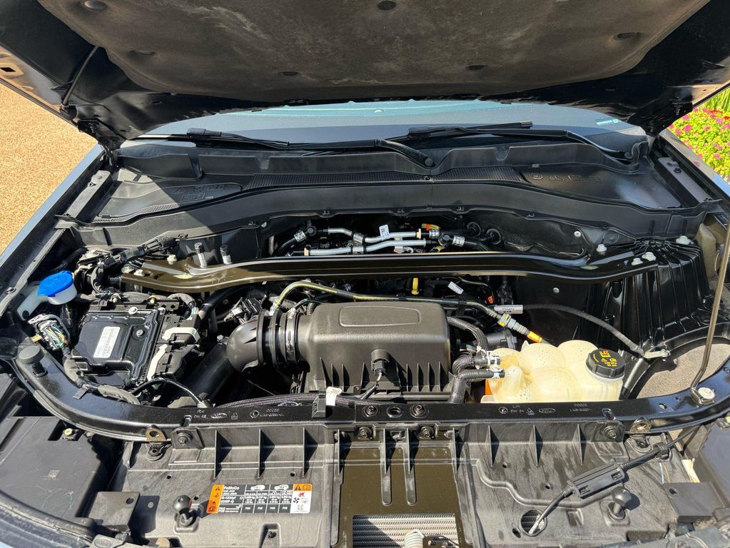 صورة مصغرة 28 لـ 2023 FORD EXPLORER ST-LINE