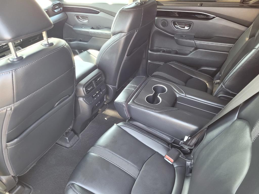 صورة 9 لـ 2025 Honda PILOT EX-L