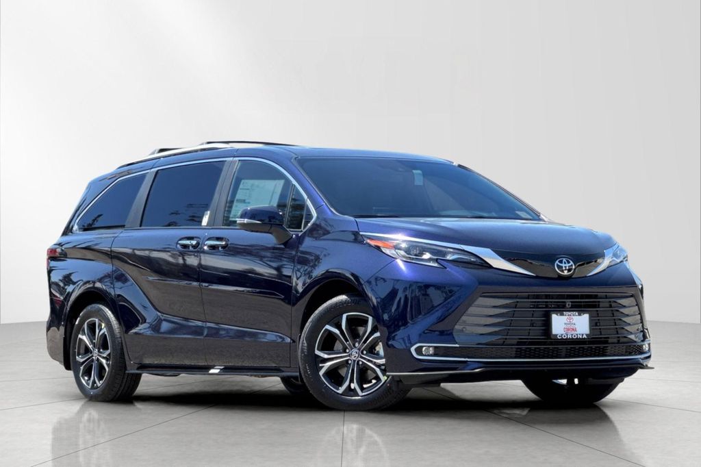 New 2026 Toyota Sienna Platinum
