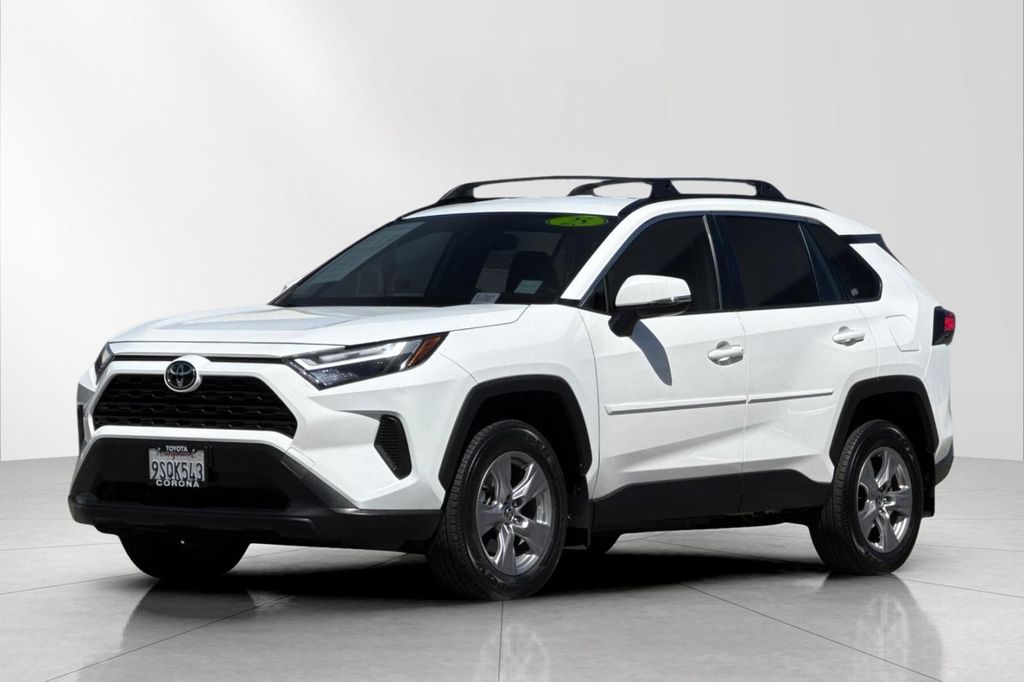 TOYOTA RAV4 - 8