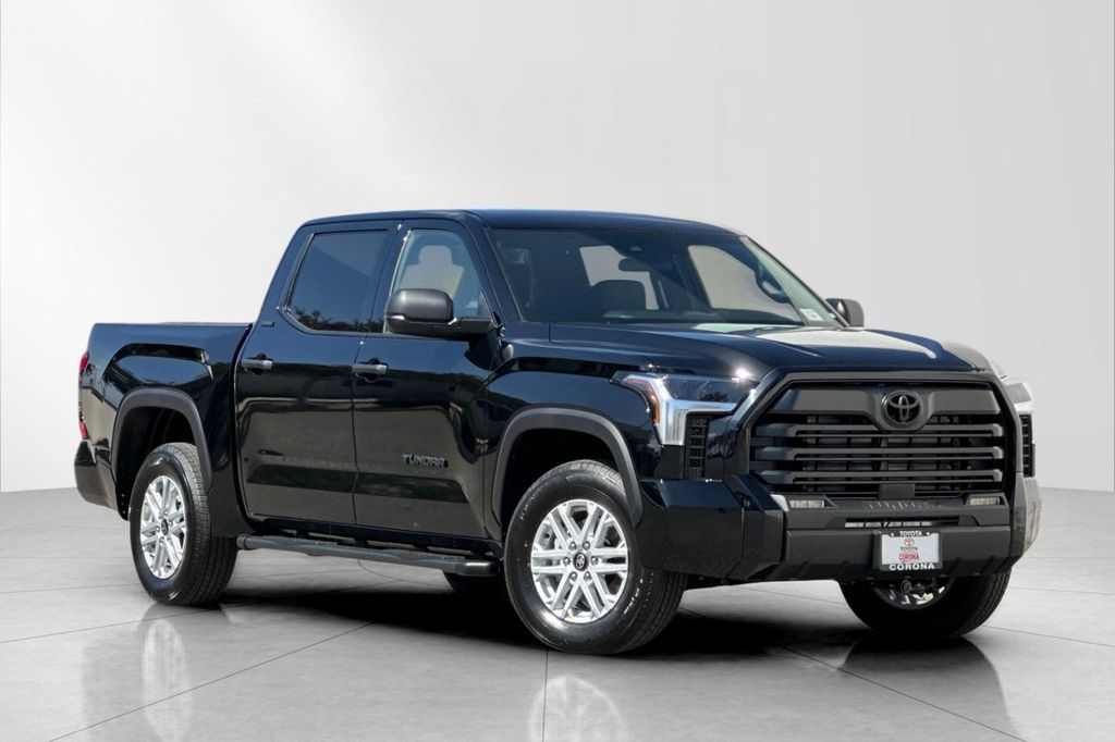 New 2026 Toyota Tundra SR5