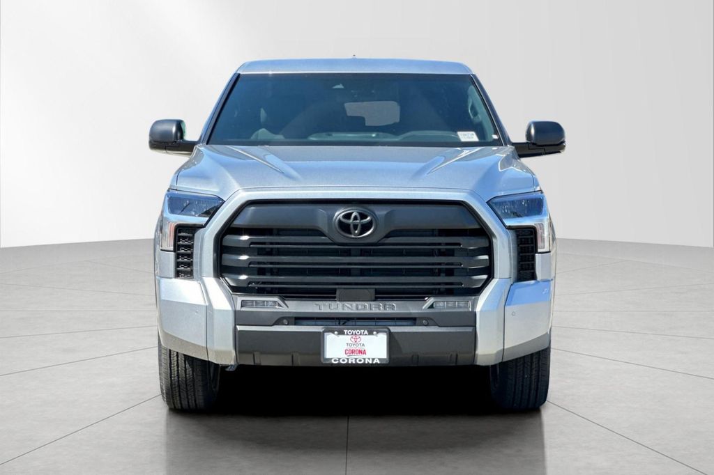 TOYOTA TUNDRA - 8