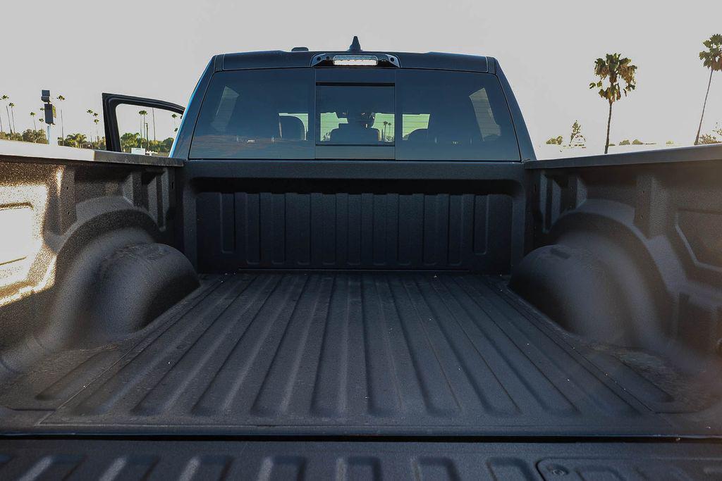 2026 RAM 1500 RHO CREW CAB 4X4 5'7' BOX — миниатюра 29