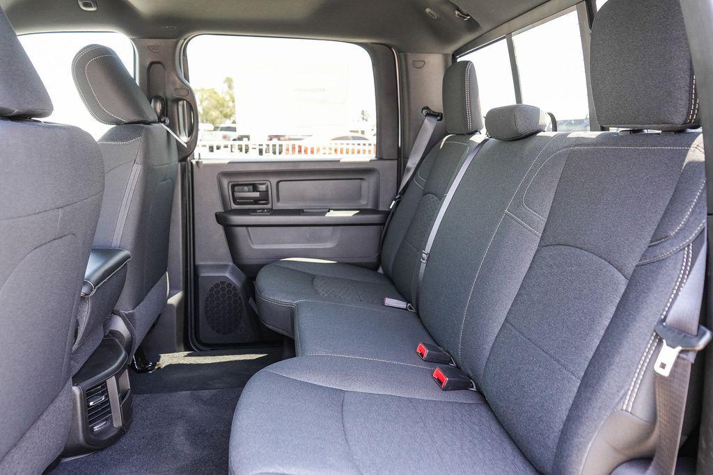 2026 RAM 3500 TRADESMAN CREW CAB 4X4 8' BOX — миниатюра 19