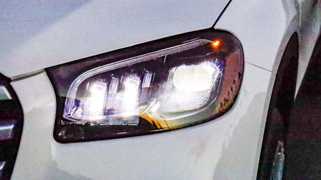 MERCEDES-BENZ GLS - 4