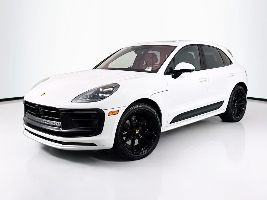 New 2025 Porsche Macan Macan GTS