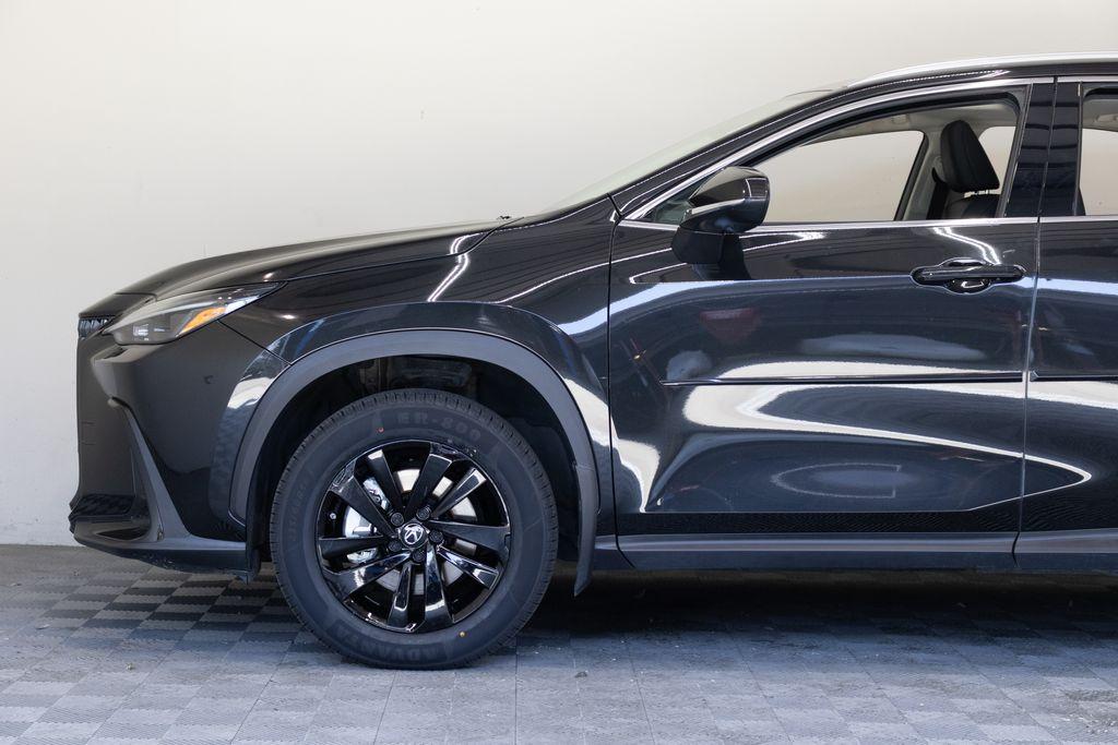 صورة 9 لـ 2023 Lexus NX 250 BASE