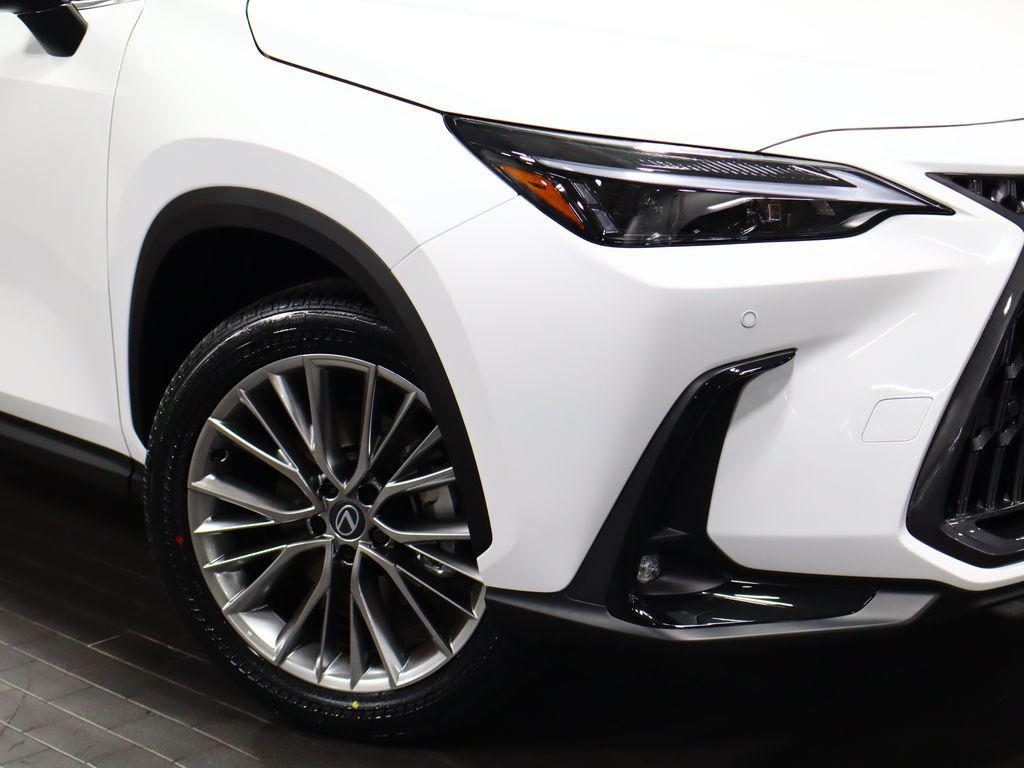 صورة 4 لـ 2026 Lexus NX 350H PREMIUM