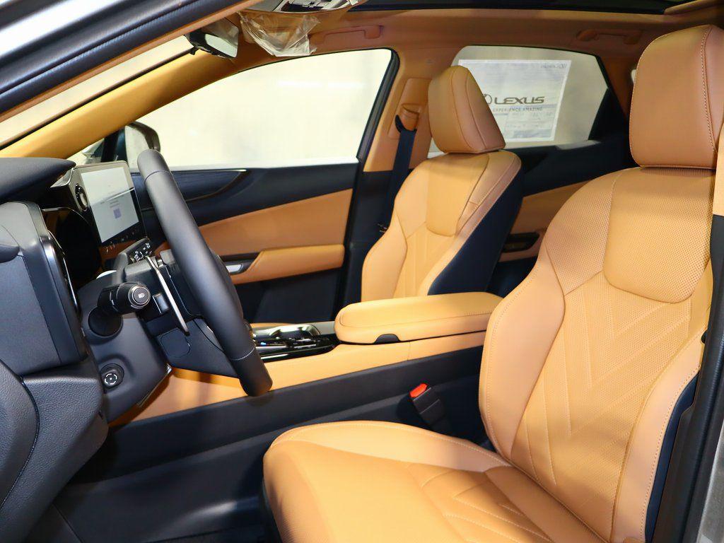 صورة مصغرة 16 لـ 2026 Lexus NX 450H+ NX 450H+ LUXURY