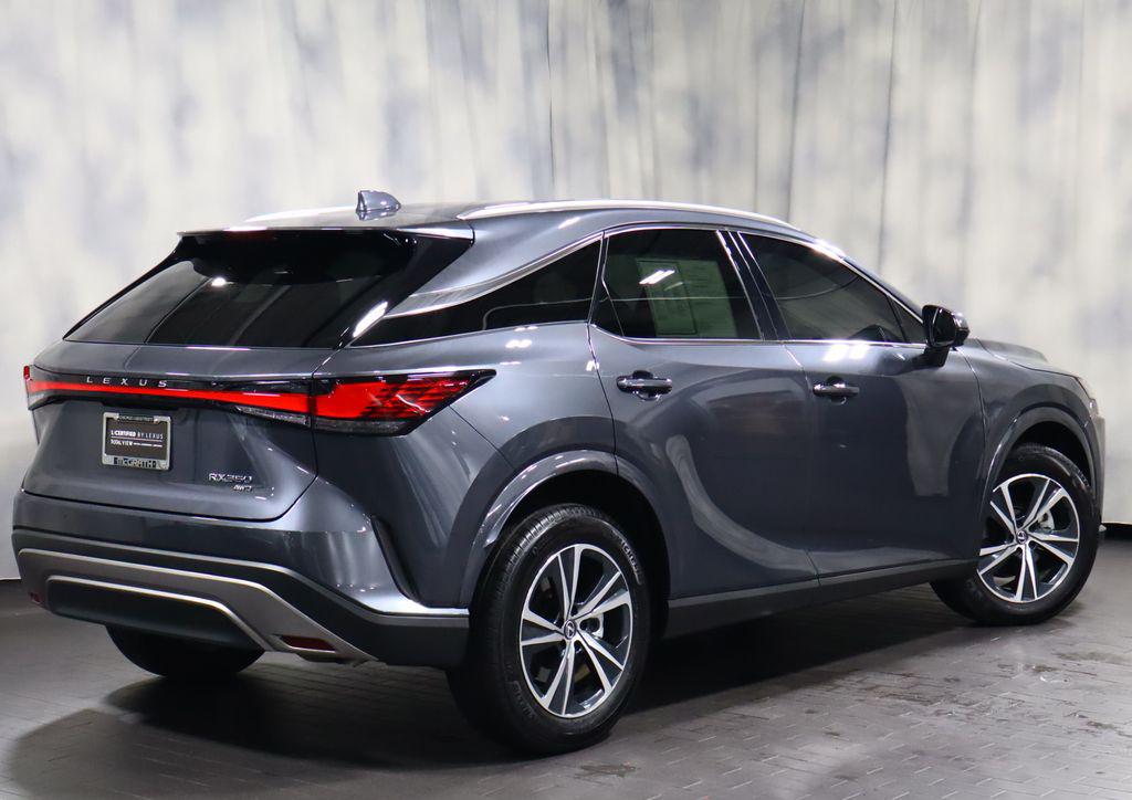 صورة 10 لـ 2025 Lexus RX 350 PREMIUM