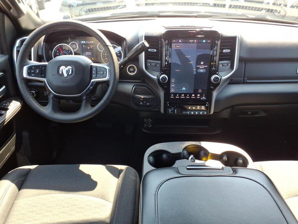 2025 RAM 2500 BIG HORN 缩略图 13