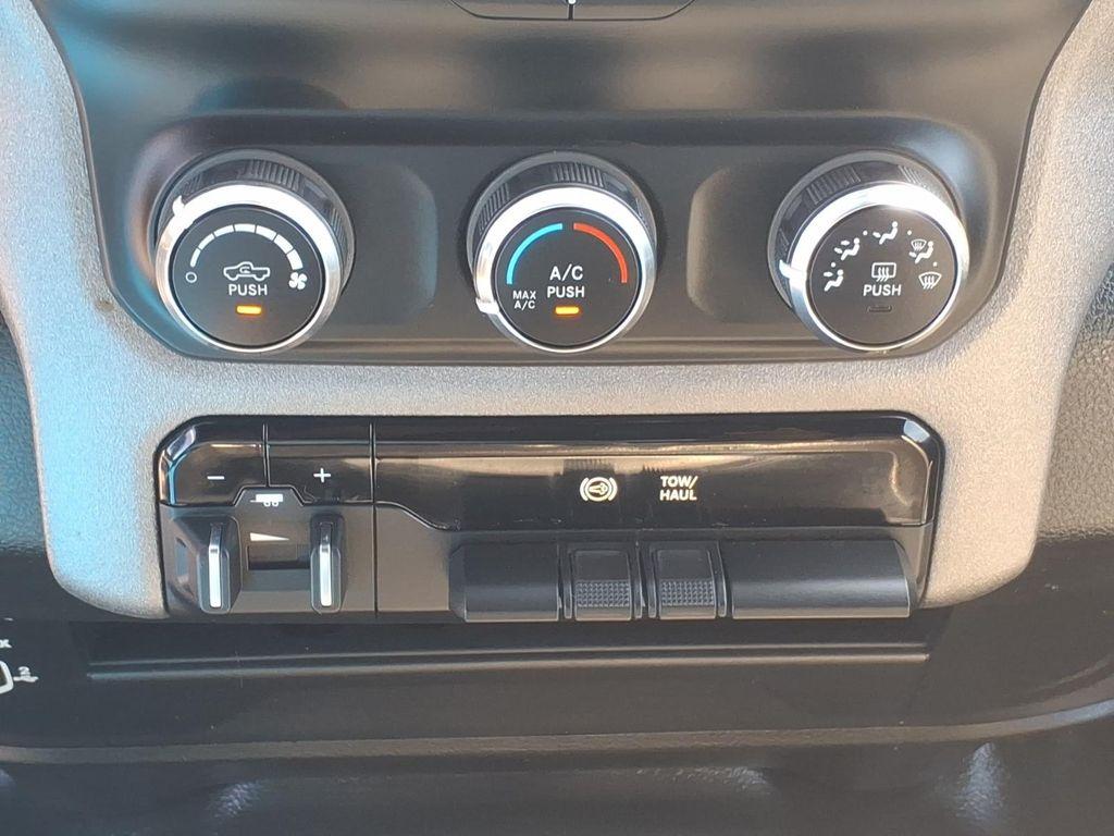 2024 RAM 3500 TRADESMAN 缩略图 7