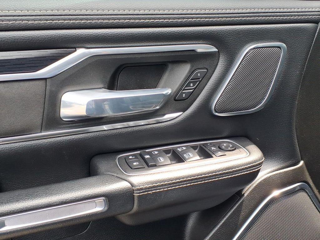 صورة 4 لـ 2024 RAM 1500 LARAMIE