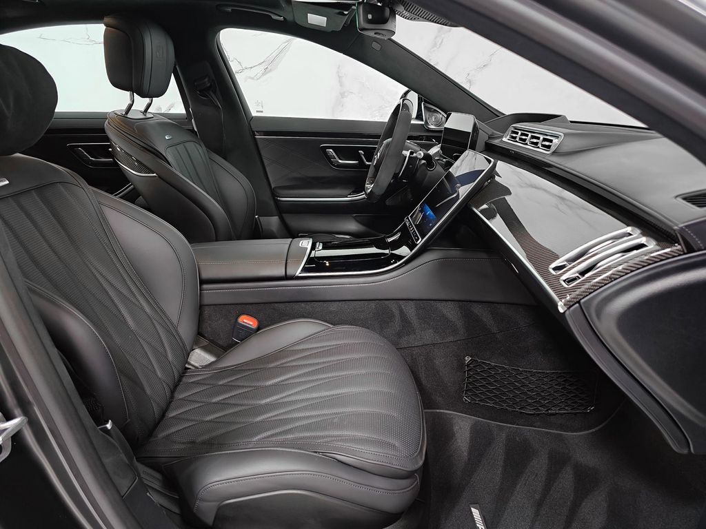 2026 Mercedes-BENZ AMG S 63 E 4MATIC — фото 2