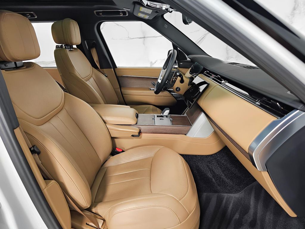 صورة 3 لـ 2024 LAND Rover RANGE ROVER P530 SE
