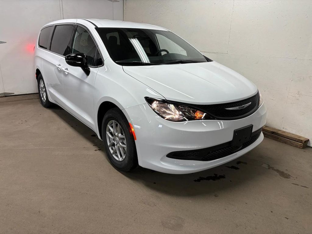 New 2026 Chrysler Voyager LX