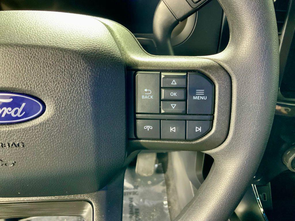 صورة مصغرة 18 لـ 2026 FORD F-150 STX