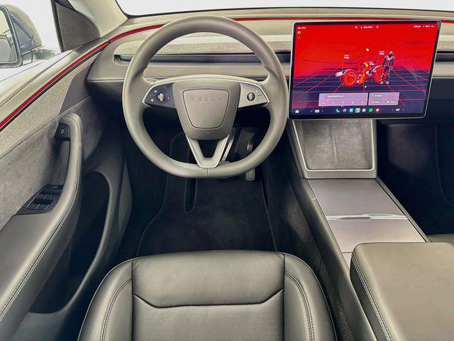 2026 Tesla MODEL Y PREMIUM ALL-WHEEL DRIVE thumbnail 39