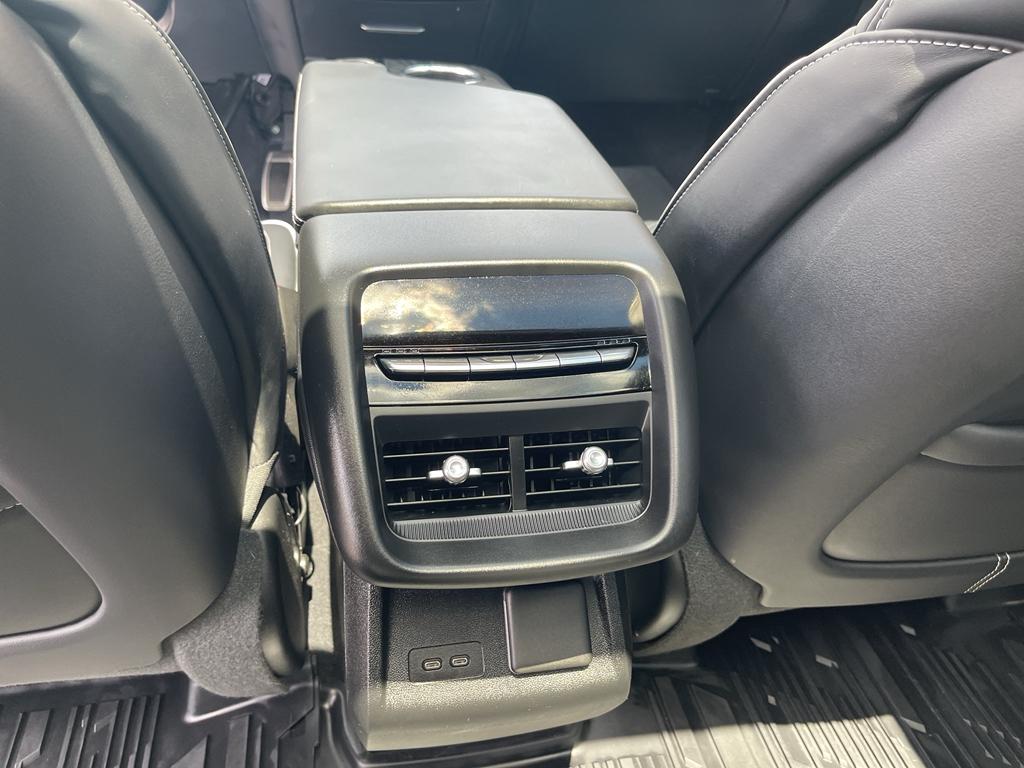2026 Cadillac LYRIQ V PREMIUM 缩略图 31