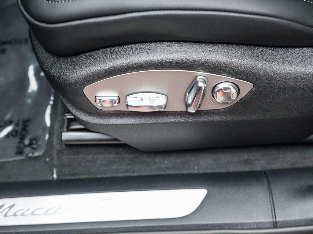 2026 Porsche MACAN 缩略图 23