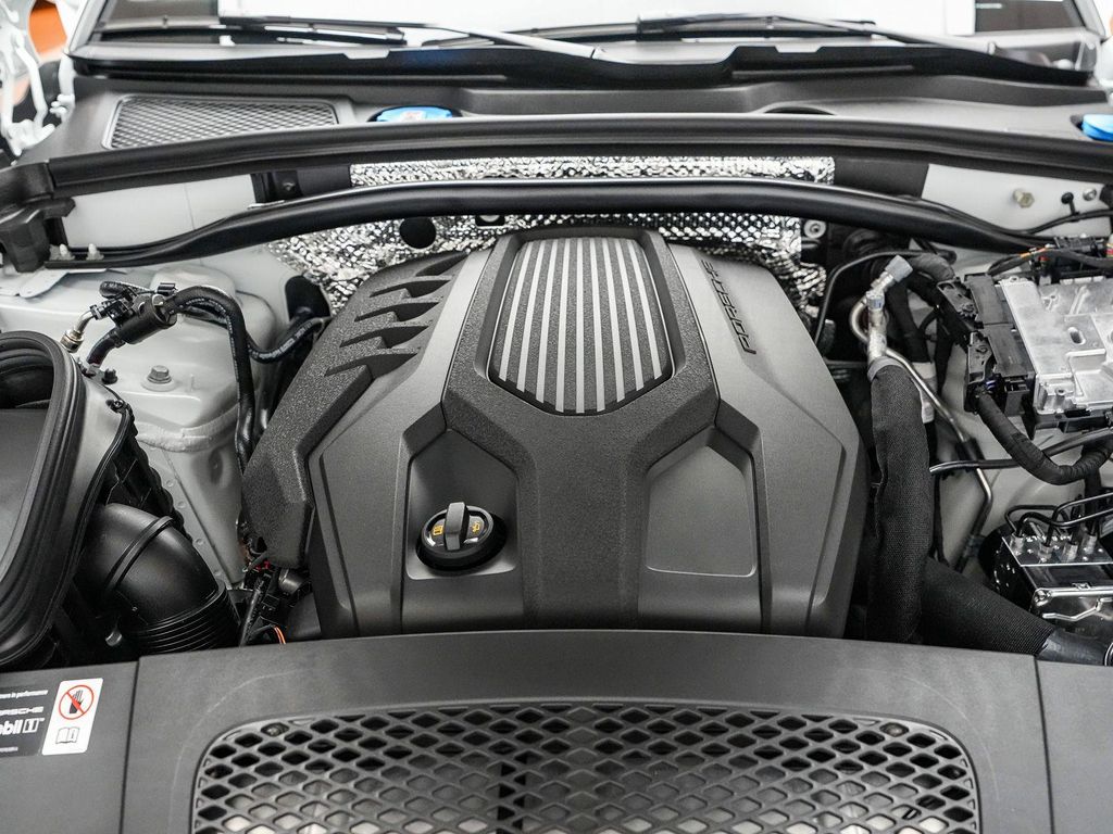 صورة مصغرة 30 لـ 2026 Porsche MACAN