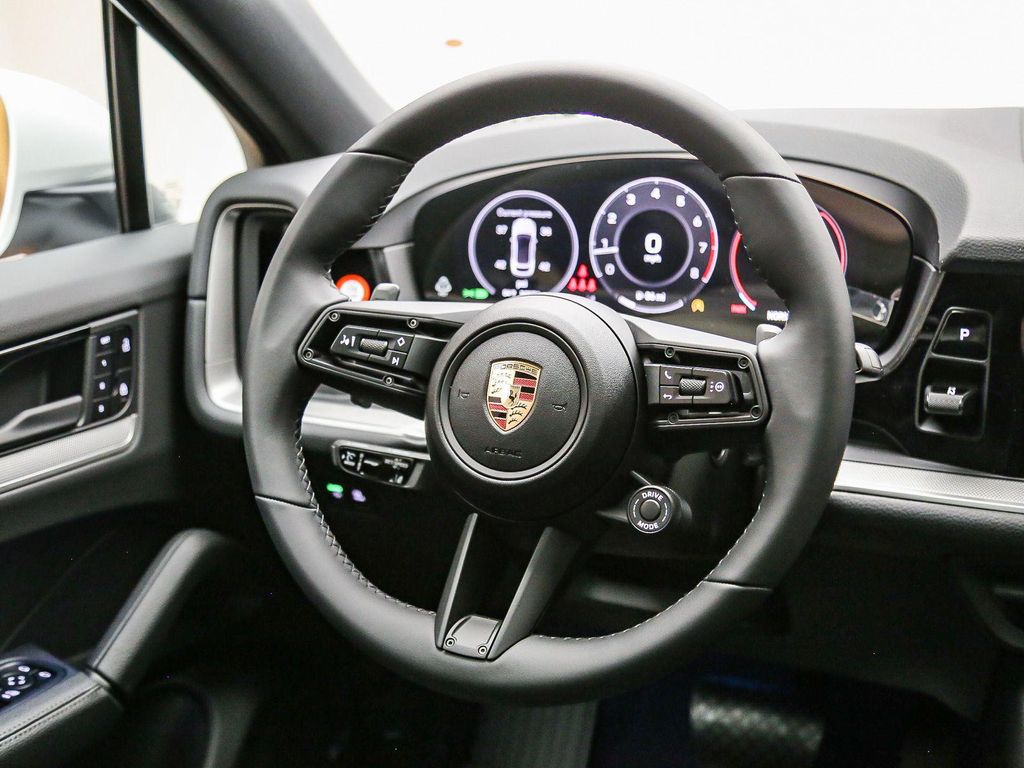 2026 Porsche CAYENNE — миниатюра 19