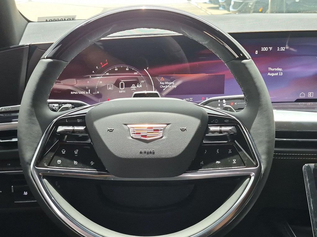 صورة مصغرة 14 لـ 2026 Cadillac ESCALADE SPORT