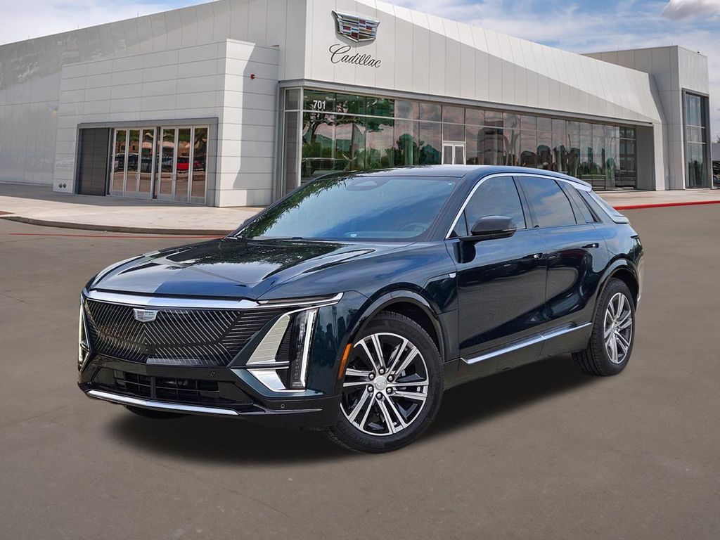 New 2025 Cadillac LYRIQ Luxury