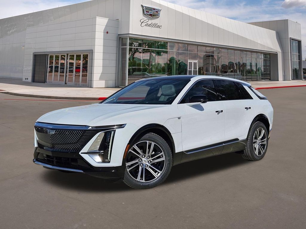 New 2026 Cadillac LYRIQ Luxury