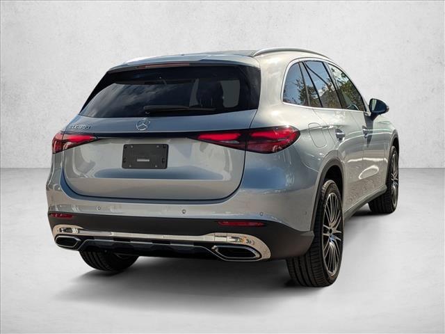 2026 Mercedes-BENZ GLC — миниатюра 2
