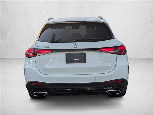 MERCEDES-BENZ GLC - 7