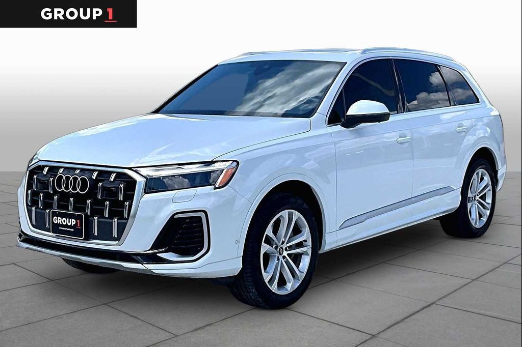 2025 Audi Q7 in White for sale in the USA