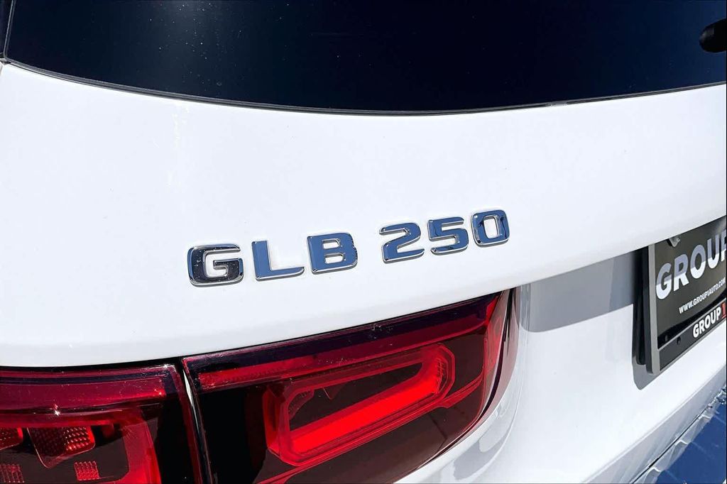 2023 Mercedes-BENZ GLB — миниатюра 29