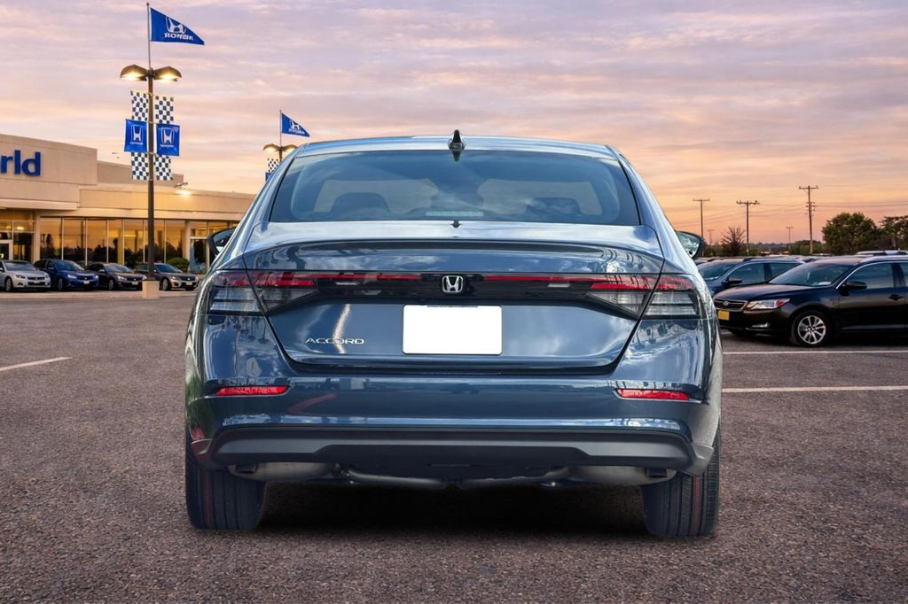 صورة 5 لـ 2026 Honda ACCORD SE