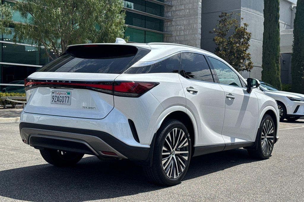 صورة 5 لـ 2024 Lexus RX 350 PREMIUM PLUS