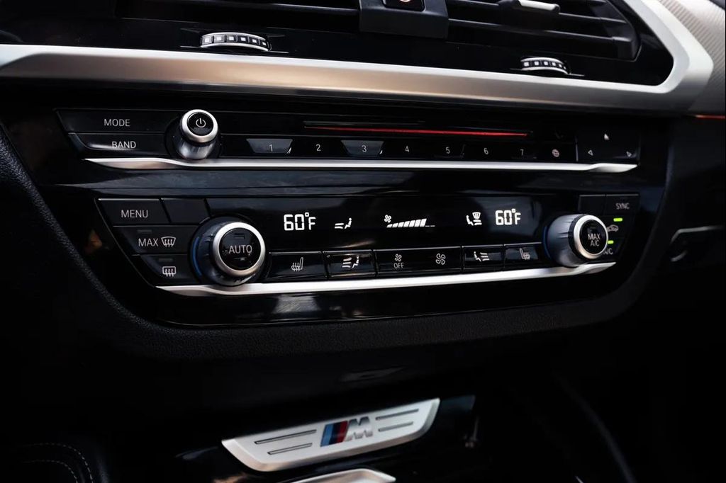 2020 BMW X3 M AWD 照片 32