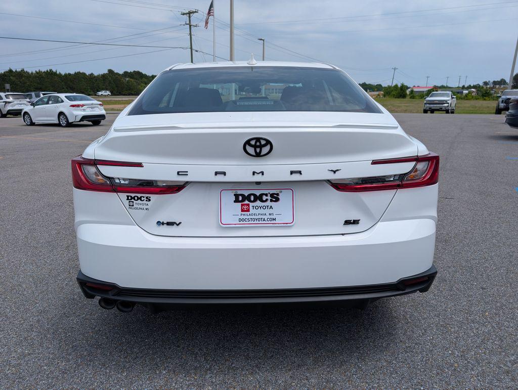TOYOTA CAMRY - 4