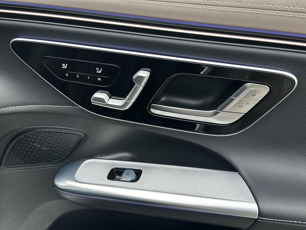 صورة مصغرة 17 لـ 2026 Mercedes-BENZ EQE