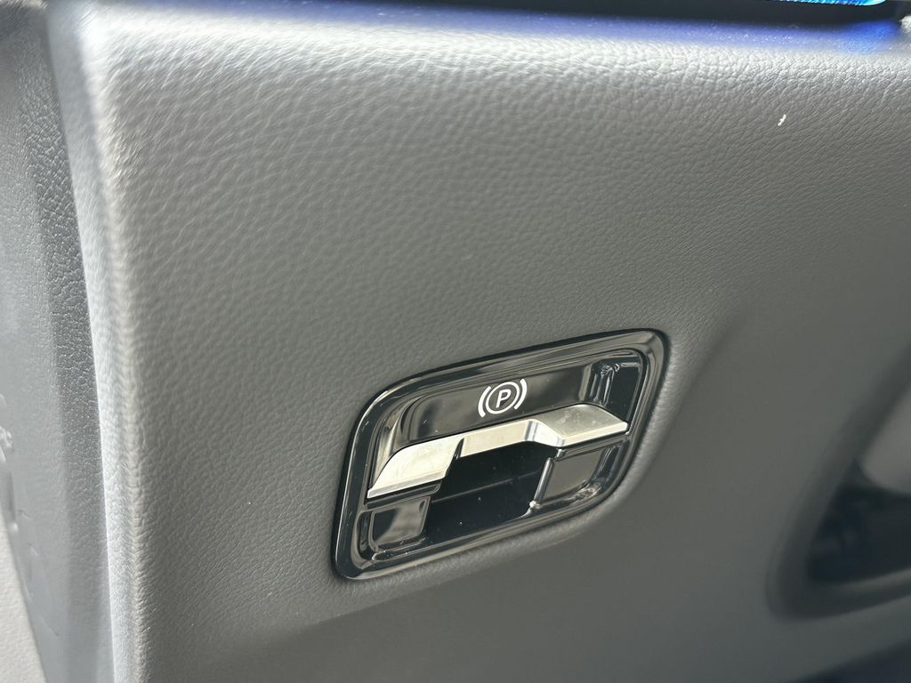 2026 Mercedes-BENZ E-CLASS 缩略图 34