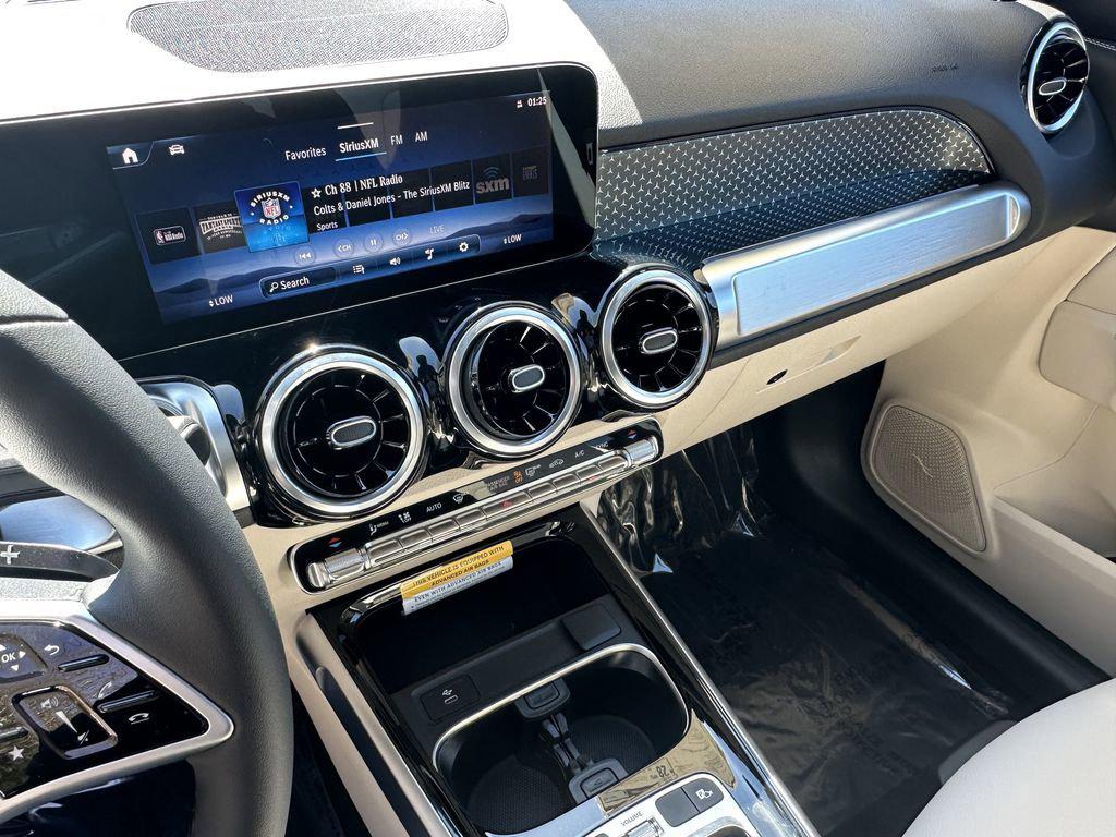 2026 Mercedes-BENZ GLB 缩略图 31