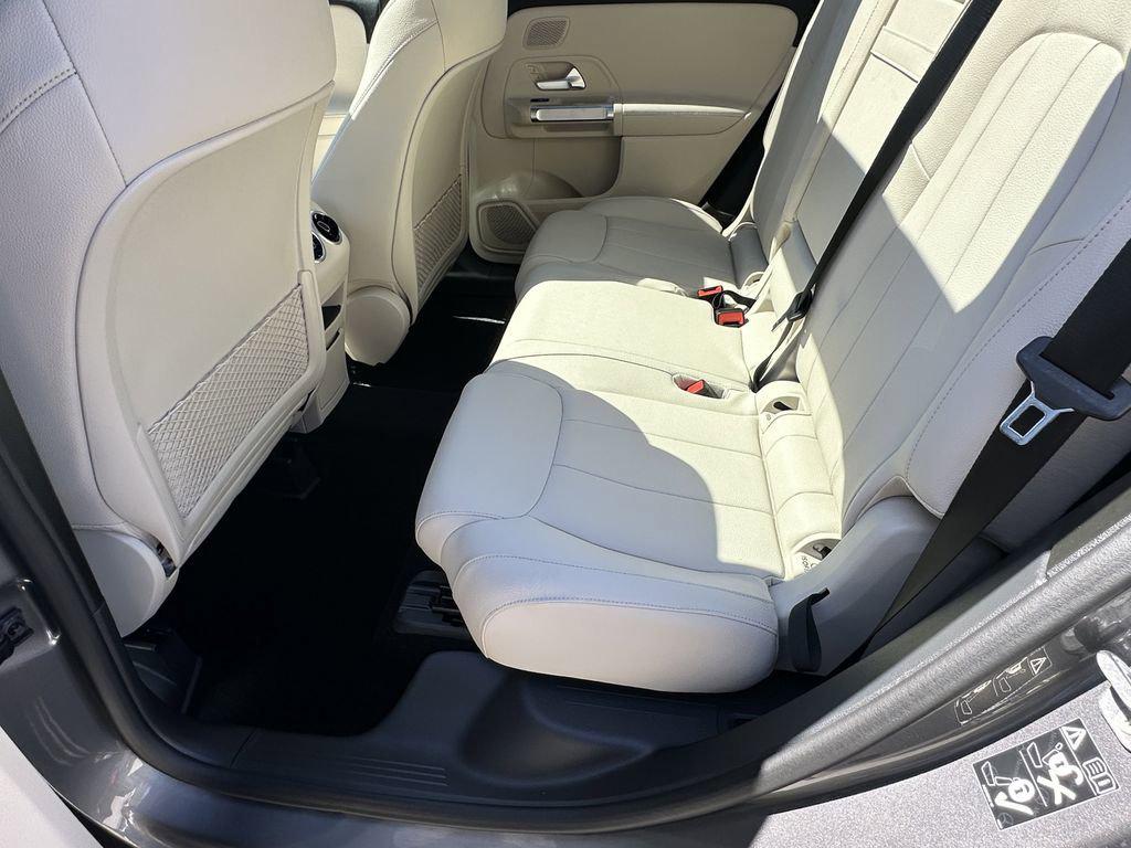 2026 Mercedes-BENZ GLB 缩略图 24