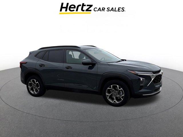 Used 2025 Chevrolet Trax LT