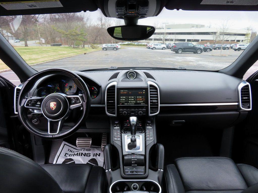 Photo 6