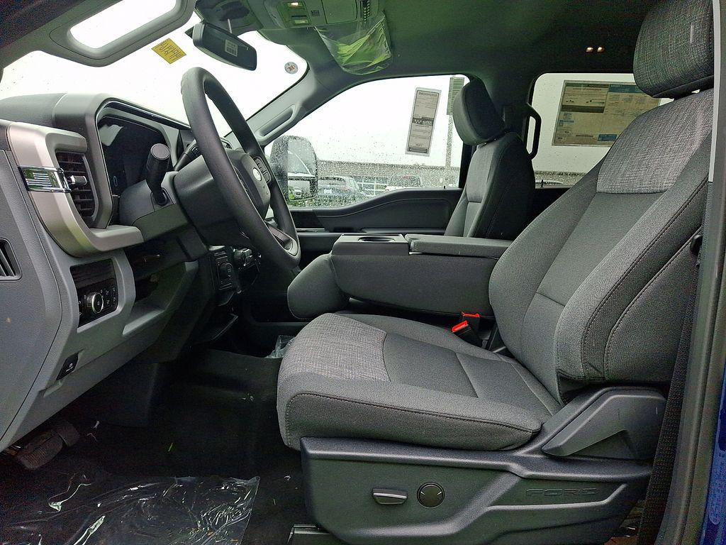 صورة 9 لـ 2026 FORD F-250 XLT
