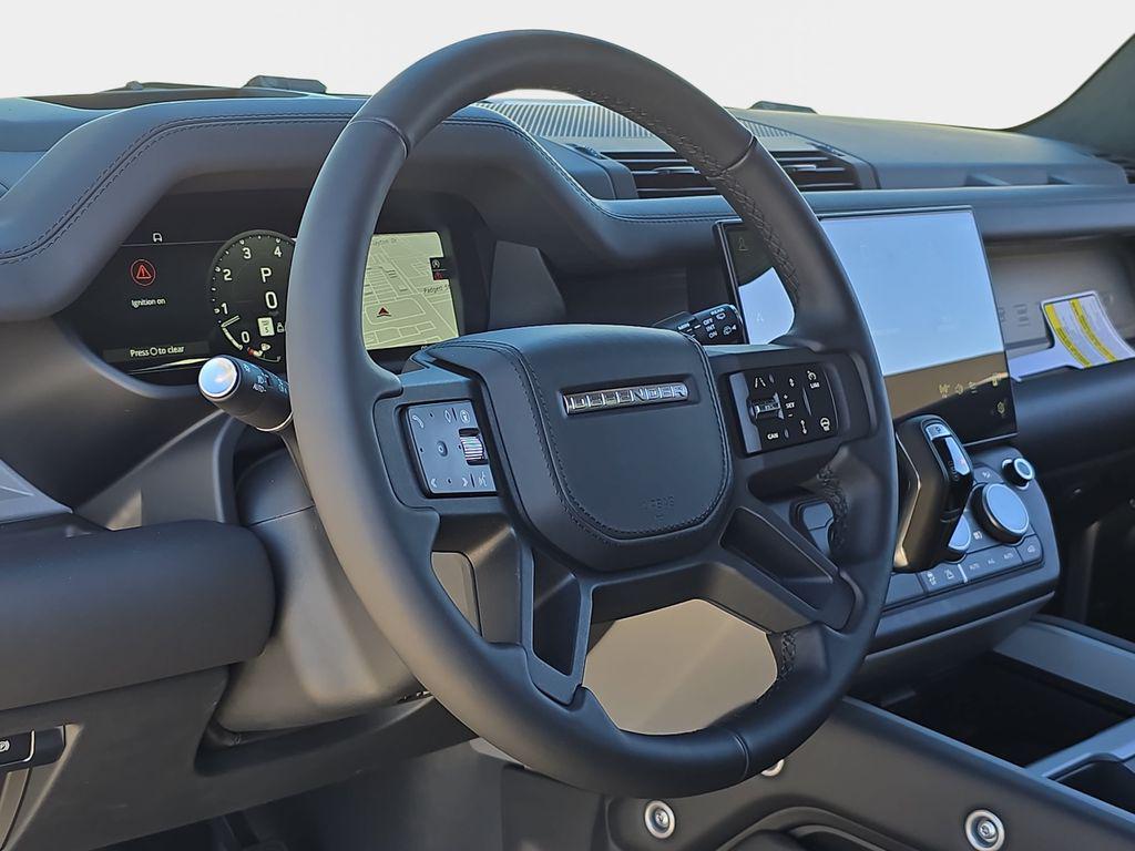2026 LAND Rover DEFENDER X — миниатюра 17