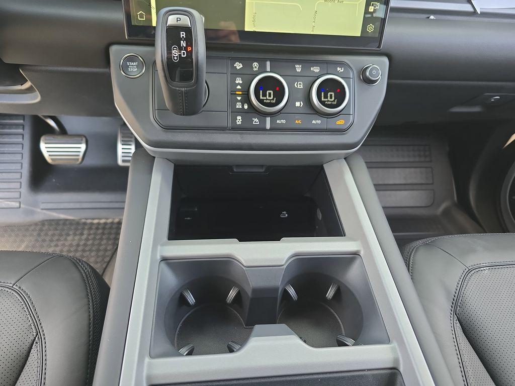 2026 LAND Rover DEFENDER X thumbnail 25