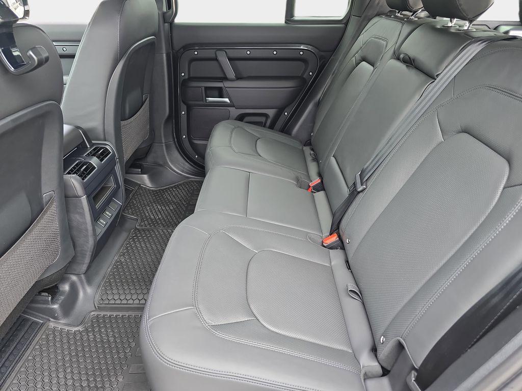 صورة مصغرة 14 لـ 2026 LAND Rover DEFENDER X-DYNAMIC SE