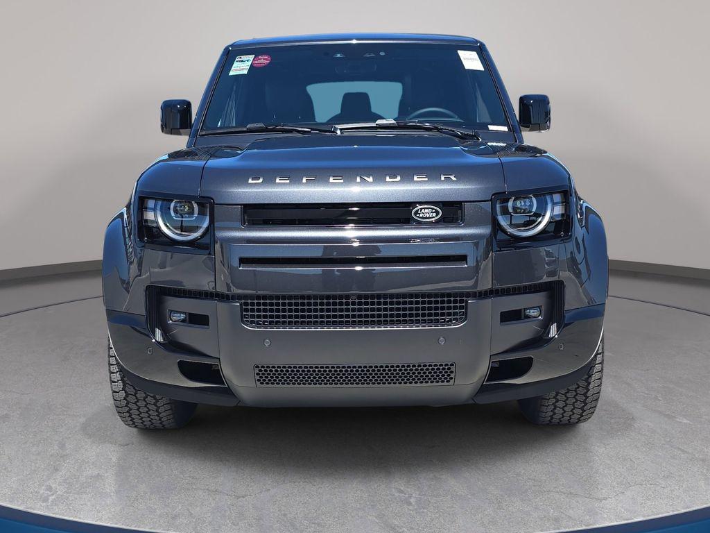 صورة 2 لـ 2026 LAND Rover DEFENDER X-DYNAMIC SE