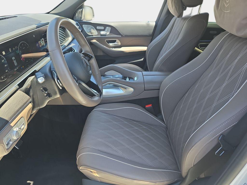 2026 Mercedes-BENZ GLS MAYBACH — миниатюра 18